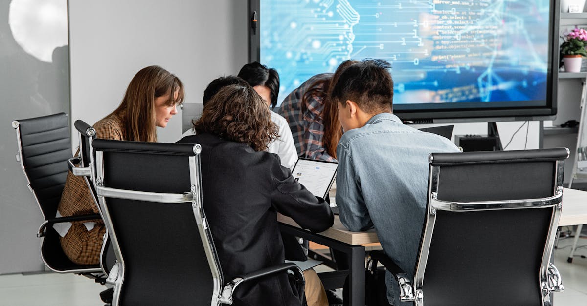 如何监管游戏中玩家之间的技术支持辅助交易 