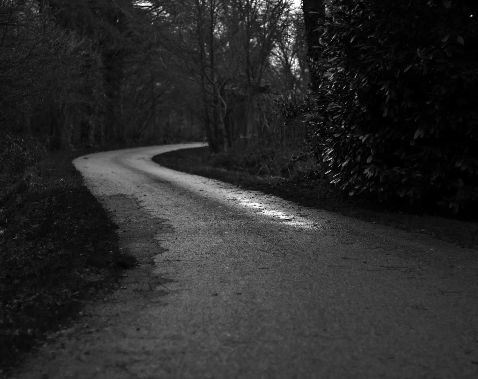 微信号买卖：人人app详情下载教程